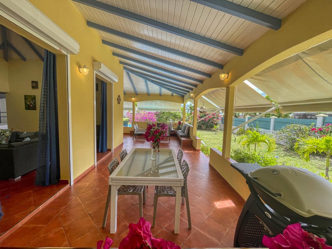 A louer villa sainte anne Guadeloupe-terrasse-13